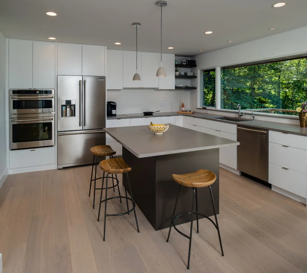 A Clear Viewpoint by B.C.D. Interiors - Photo 7