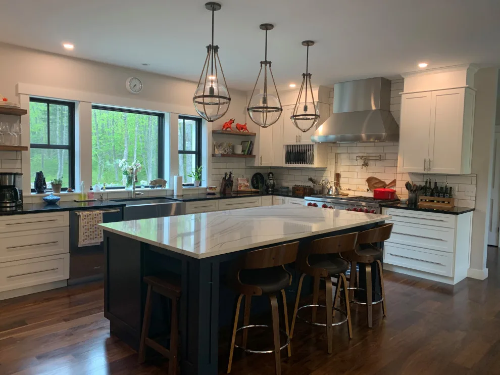 A chef's kitchen by Lynne Gushee Designs - Photo 2