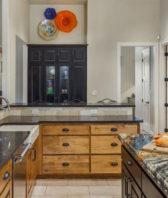 Alamo Heights Classic Strength by Dianne Clay Interiors - Photo 2