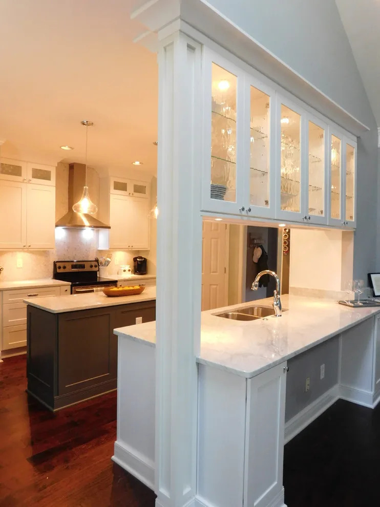 Contemporary Kitchen in Alpharetta by Rosa Moreno Kitchens - Photo 9