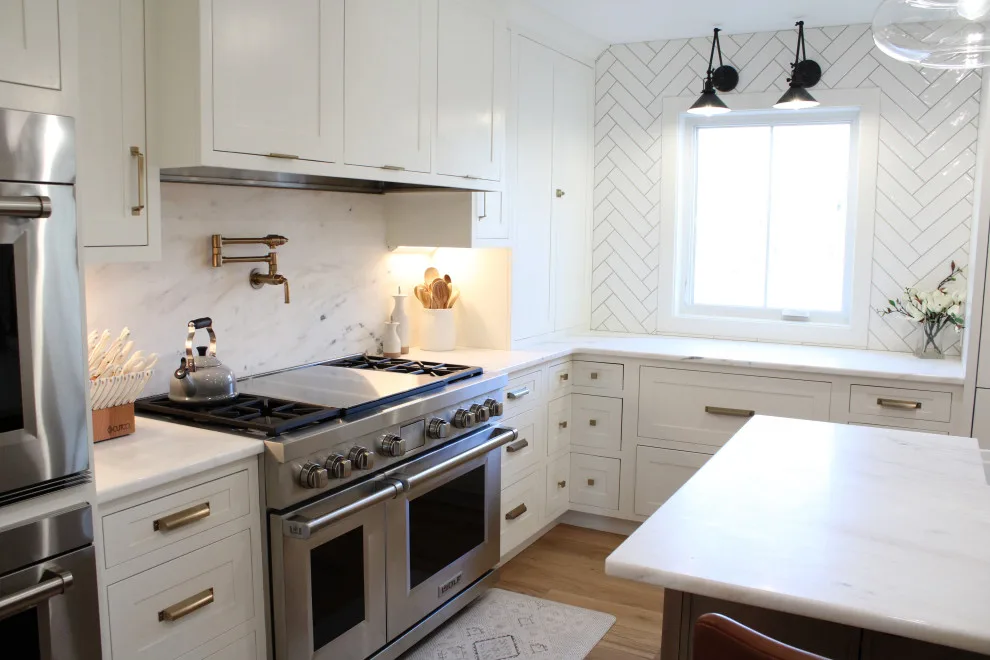Arabesque and Alabaster by Jerilyn Horn Kitchen & Bath Design Co. - Photo 6