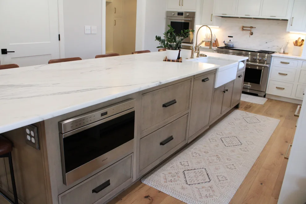 Arabesque and Alabaster by Jerilyn Horn Kitchen & Bath Design Co. - Photo 3