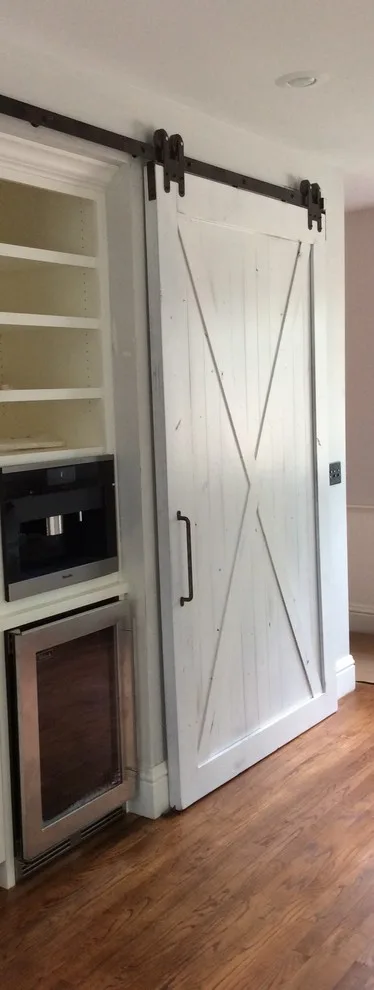Finishing Touch Custom Woodworks, Inc. - Photo 14