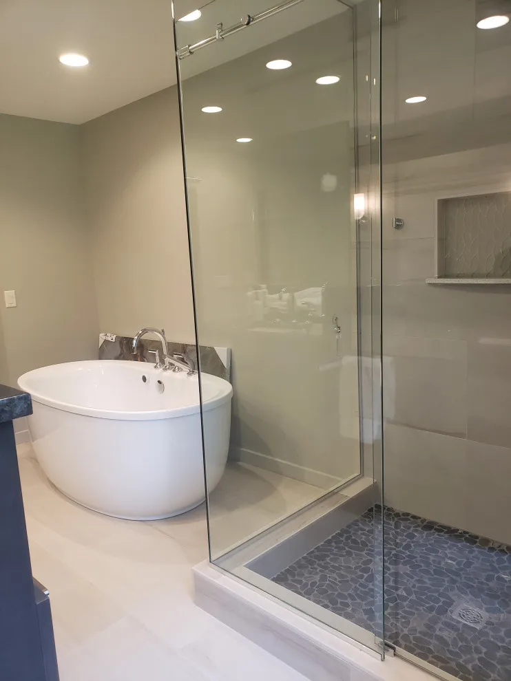 Contemporary Bathroom with Walk-In Closet by MR Planners, Inc - Photo 9