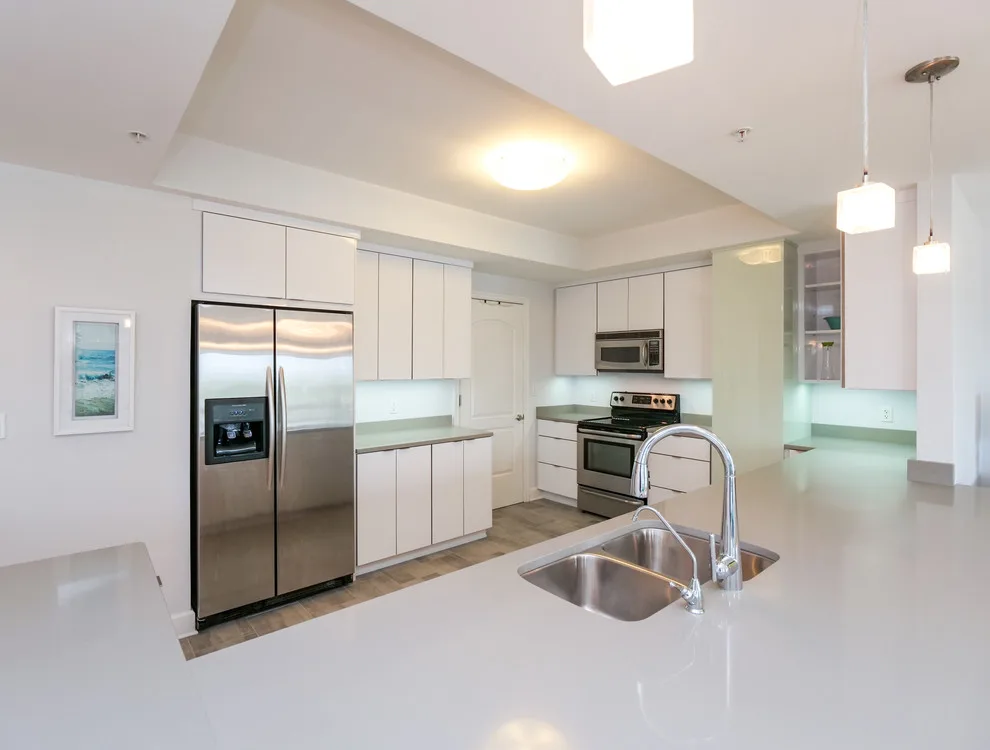 Mid-Century Modern Beach Condo by Woodsman Kitchens And Floors - Photo 5