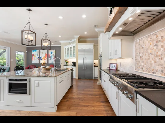 Stunning Kitchen Addition by Dianne Clay Interiors - Photo 3