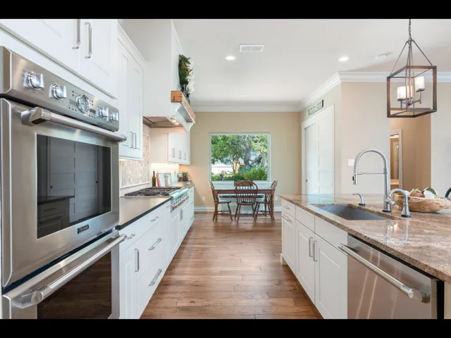 Stunning Kitchen Addition by Dianne Clay Interiors - Photo 5