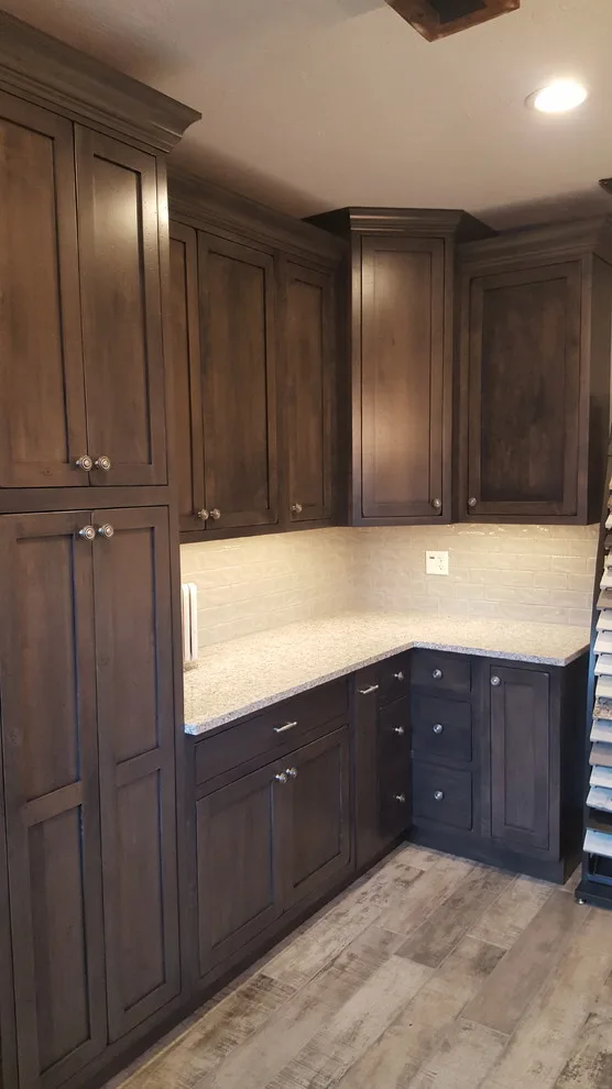 Leading Edge Supply & Design - Photo 3
