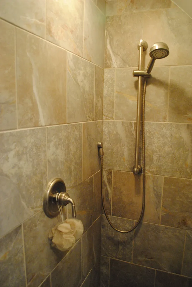 Beth's Restroom by Paula Anane - Perspective Cabinetry And Design - Photo 7