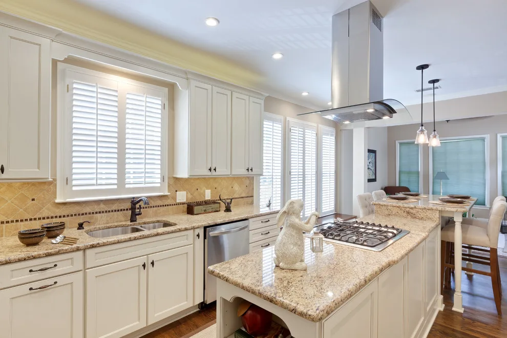 Brewery Kitchen by Turan Designs, Inc. - Photo 4