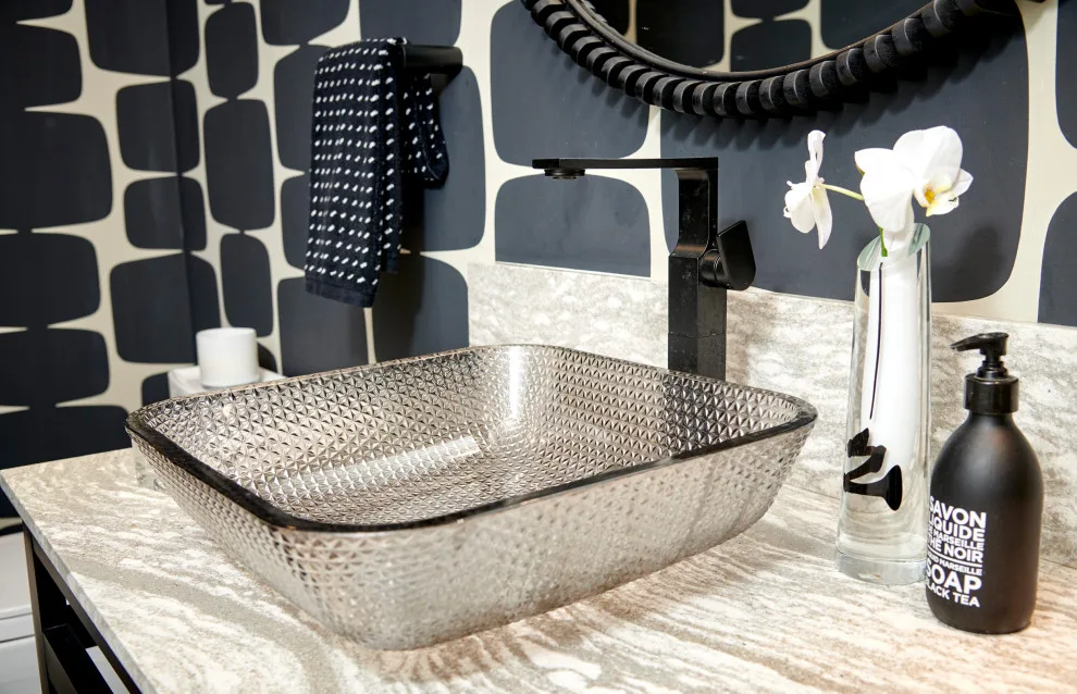 Monochrome Bathrooms by Signature Designs Kitchen | Bath | Interiors - Photo 14