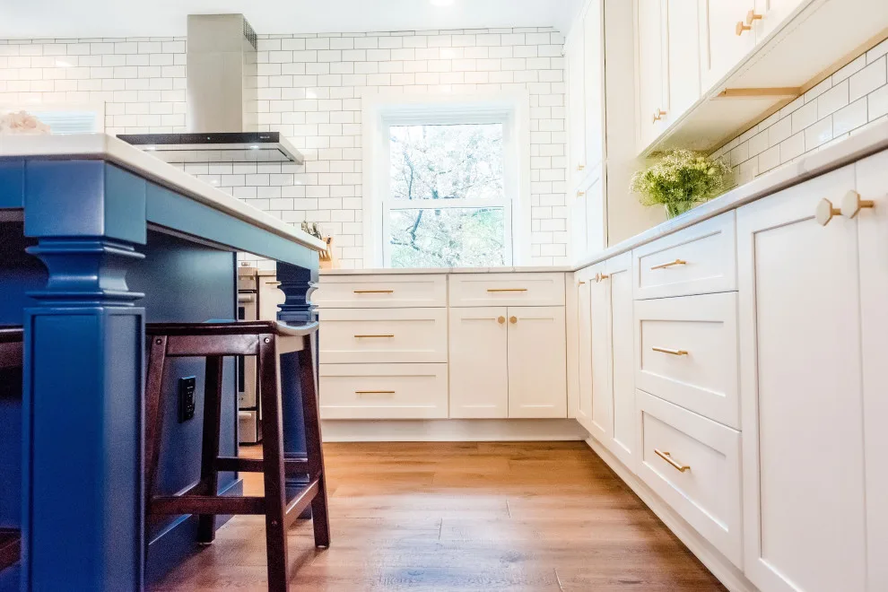 Vibrant & Azure Initiative by Evalia Design, LLC. - Photo 7
