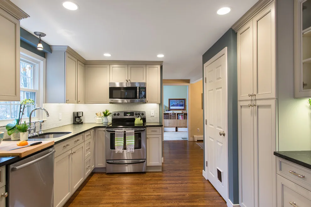 Contemporary Transitional Kitchen in Boxborough by Dawn Willis, Great Spaces Inc. - Photo 11