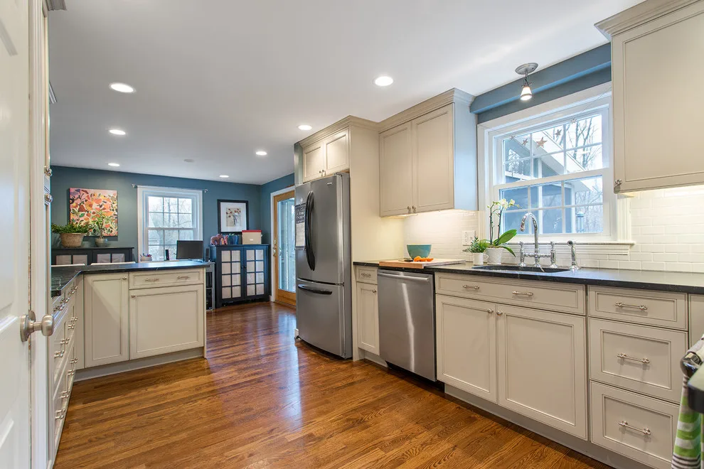 Contemporary Transitional Kitchen in Boxborough by Dawn Willis, Great Spaces Inc. - Photo 2