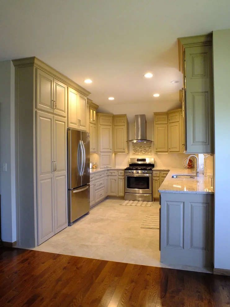 Integrating Kitchen and Dining Areas by Stephanie Bruntz Designs - Photo 10