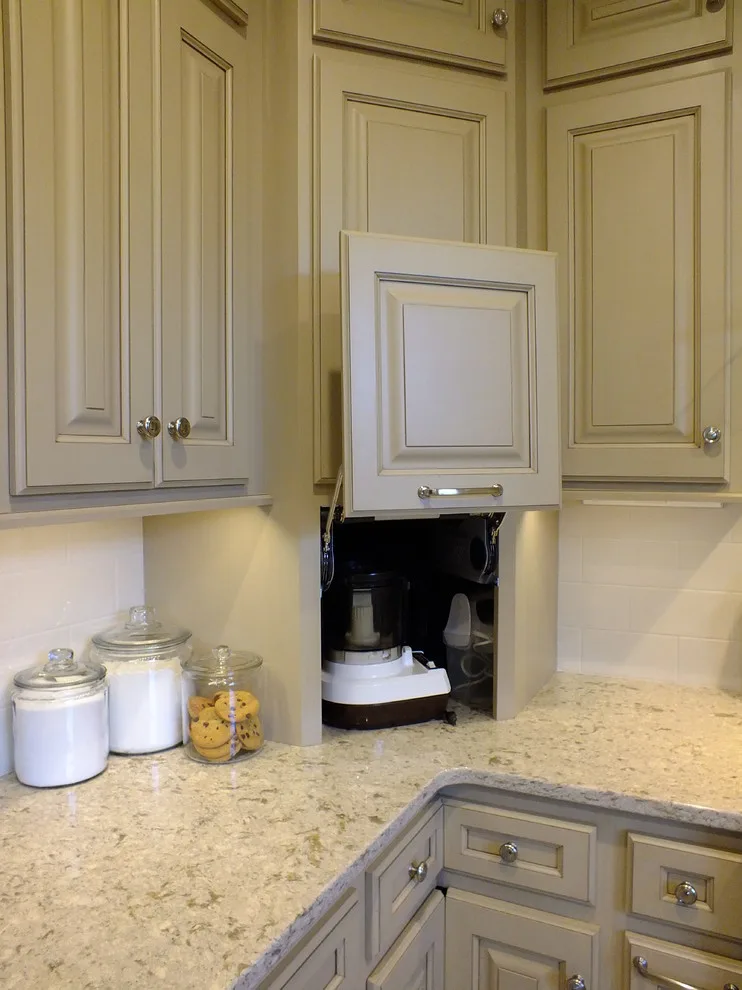 Integrating Kitchen and Dining Areas by Stephanie Bruntz Designs - Photo 3