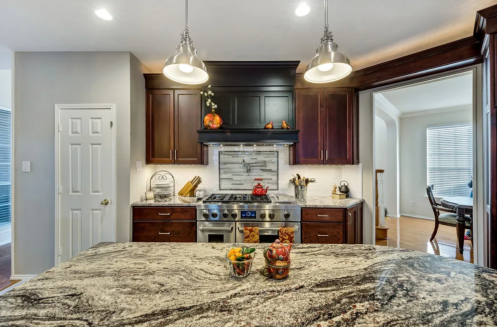 Load (192330) by Elite Remodeling - Photo 8
