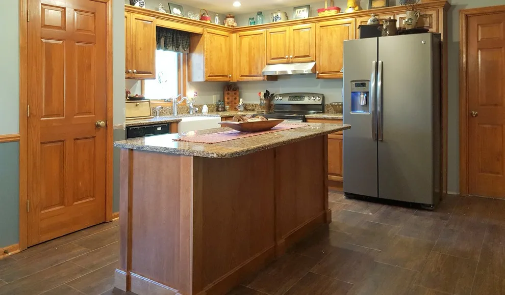 California Highway Renovation by Roanoke Woodworking Inc. - Photo 2