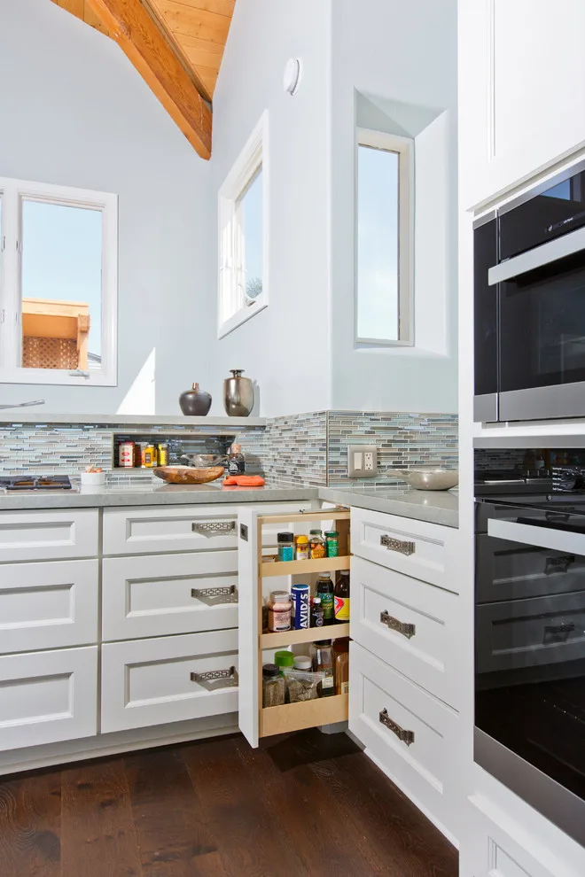 Outstanding Tailored Home and Kitchen Renovation by Signature Designs Kitchen | Bath | Interiors - Photo 13
