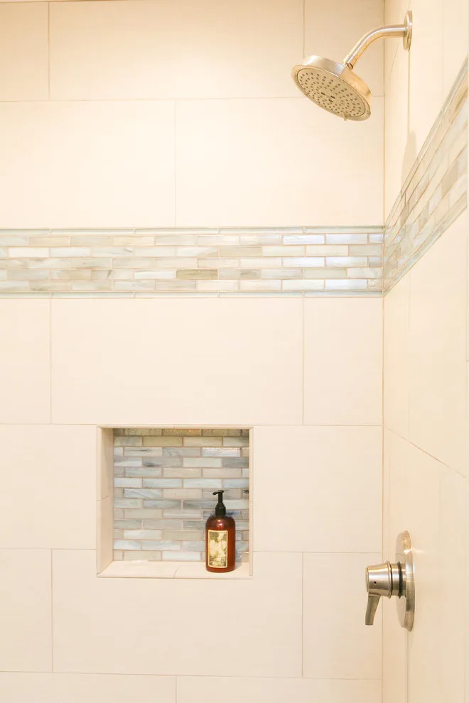 Cardiff Transitional Washroom by La Costa Cabinets & Design - Photo 11