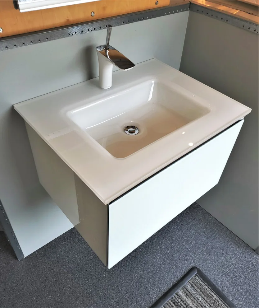 Robern's Cartesian Vanity Line by CityDesign - Photo 2