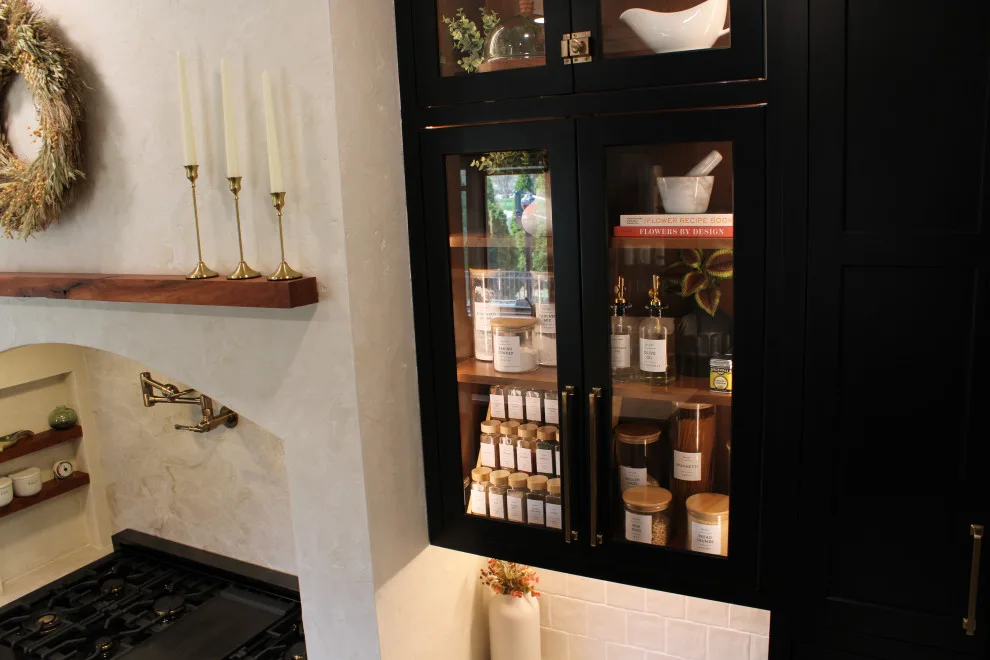Iron Palace by Jerilyn Horn Kitchen & Bath Design Co. - Photo 21