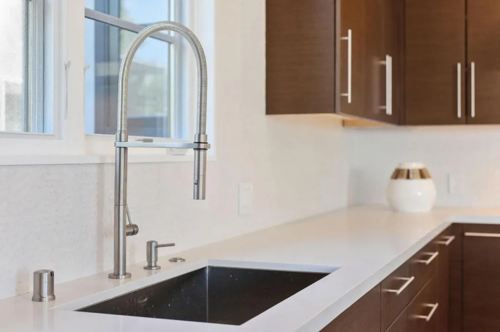 Channing Contemporary Kitchen and Bathroom by Kitchen Inspiration Inc. - Photo 2