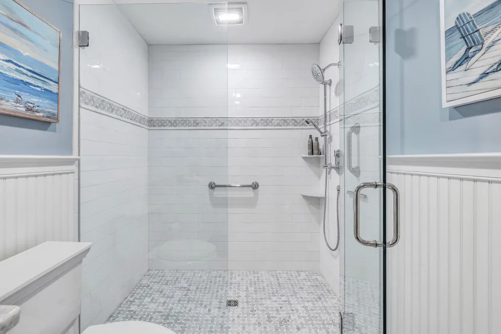 Charming Guest House by Radzwillas Kitchen And Bath Design - Photo 15