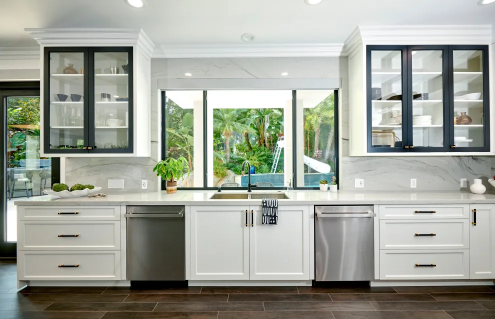 Stylish Modern Residence by Signature Designs Kitchen | Bath | Interiors - Photo 36