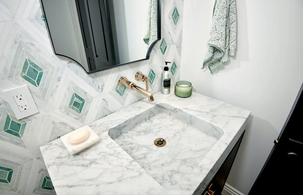 Stylish Modern Residence by Signature Designs Kitchen | Bath | Interiors - Photo 20