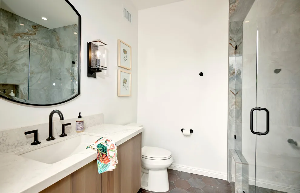 Stylish Modern Residence by Signature Designs Kitchen | Bath | Interiors - Photo 30