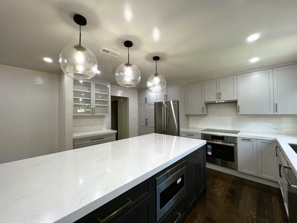 Chrysopolis Modern Kitchen by Kitchen Inspiration Inc. - Photo 7