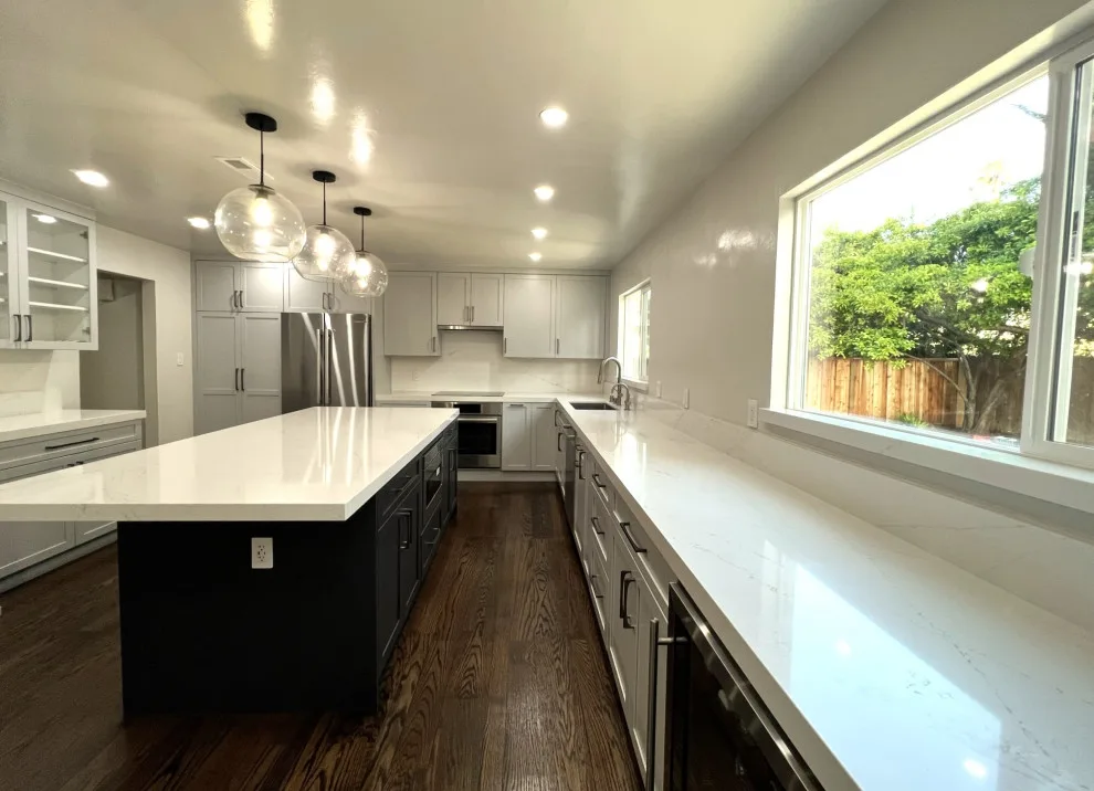 Chrysopolis Modern Kitchen by Kitchen Inspiration Inc. - Photo 15