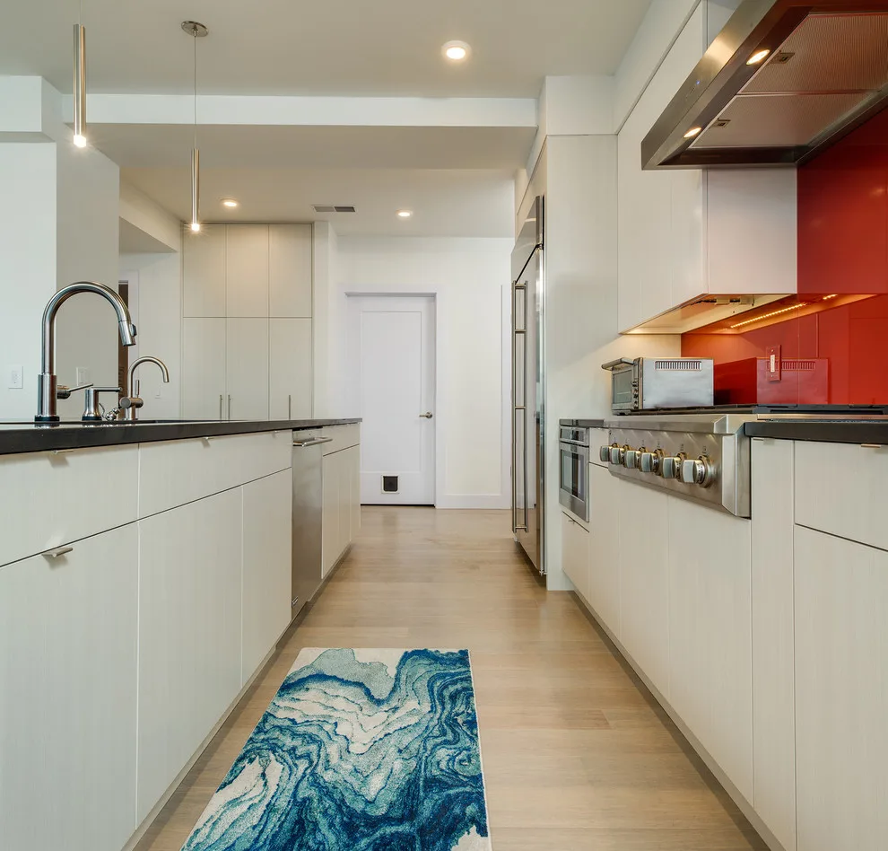 Urban Hub by B.C.D. Interiors - Photo 4