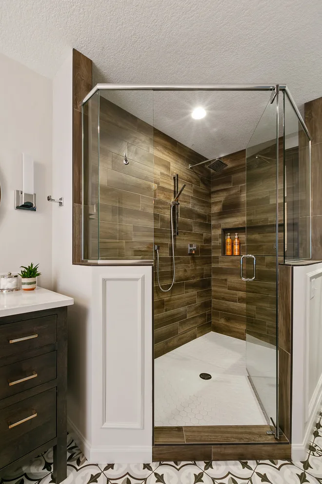 Striking Elegant Bath by Rebecca Ryan Design - Photo 2