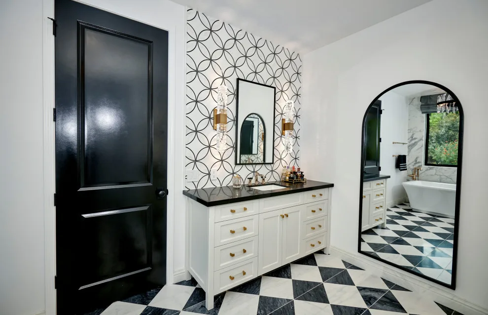 Timeless Bathroom by Signature Designs Kitchen | Bath | Interiors - Photo 14