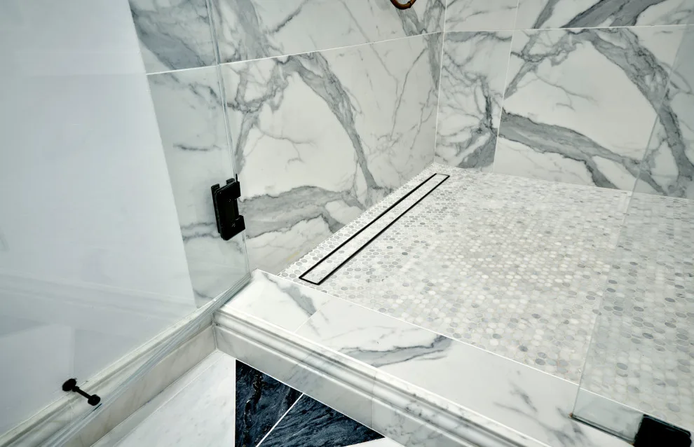 Timeless Bathroom by Signature Designs Kitchen | Bath | Interiors - Photo 8