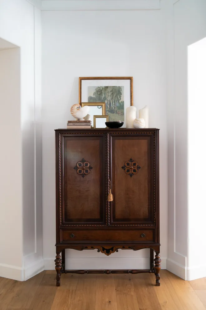 Traditional Kitchen, Pantry, Entryway, and Bathroom by Signature Designs Kitchen | Bath | Interiors - Photo 7