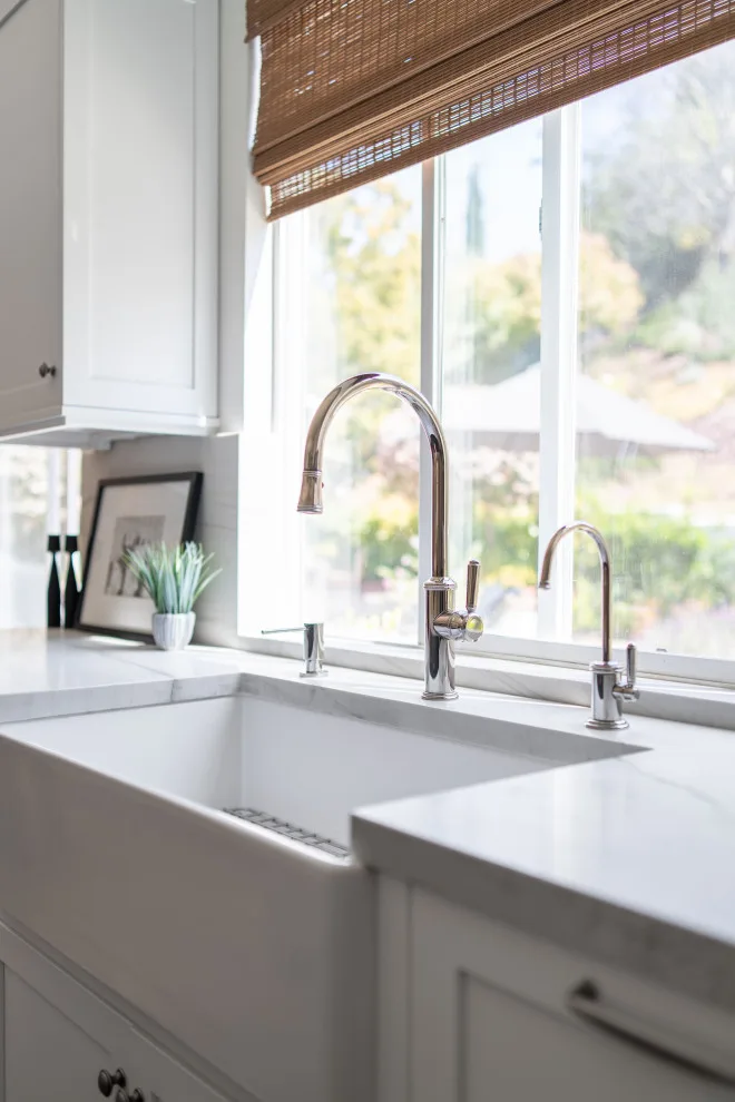 Traditional Kitchen, Pantry, Entryway, and Bathroom by Signature Designs Kitchen | Bath | Interiors - Photo 30