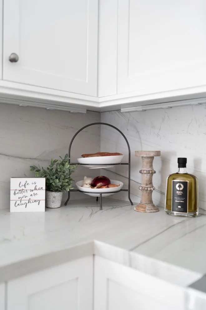 Traditional Kitchen, Pantry, Entryway, and Bathroom by Signature Designs Kitchen | Bath | Interiors - Photo 29