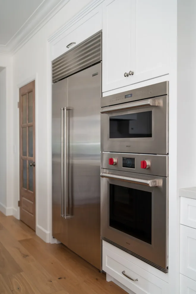 Traditional Kitchen, Pantry, Entryway, and Bathroom by Signature Designs Kitchen | Bath | Interiors - Photo 18