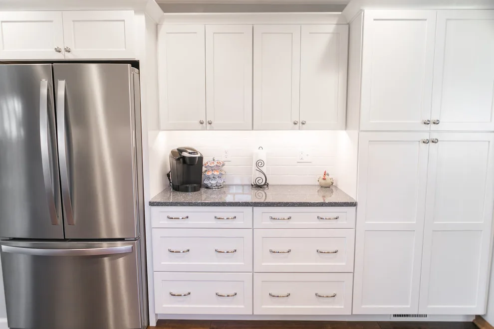 Country Classic Kitchen by Great Kitchens & Baths - Photo 6