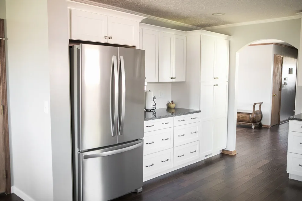 Country Classic Kitchen by Great Kitchens & Baths - Photo 2