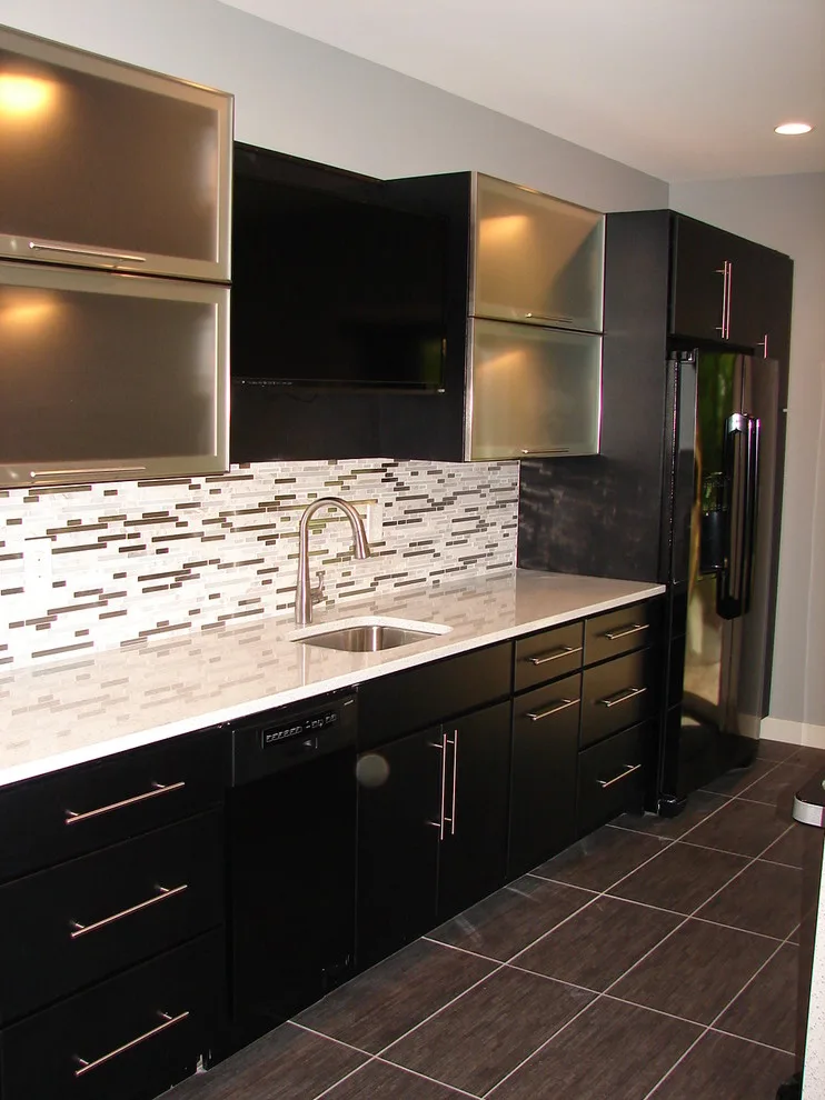 Stylish Contemporary Basement Bar by Studio H2O/PSC Distribution - Photo 8