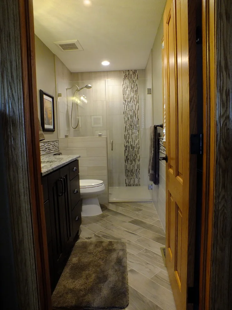 Streamlined Design Enhances Bathroom Spaciousness by Stephanie Bruntz Designs - Photo 6