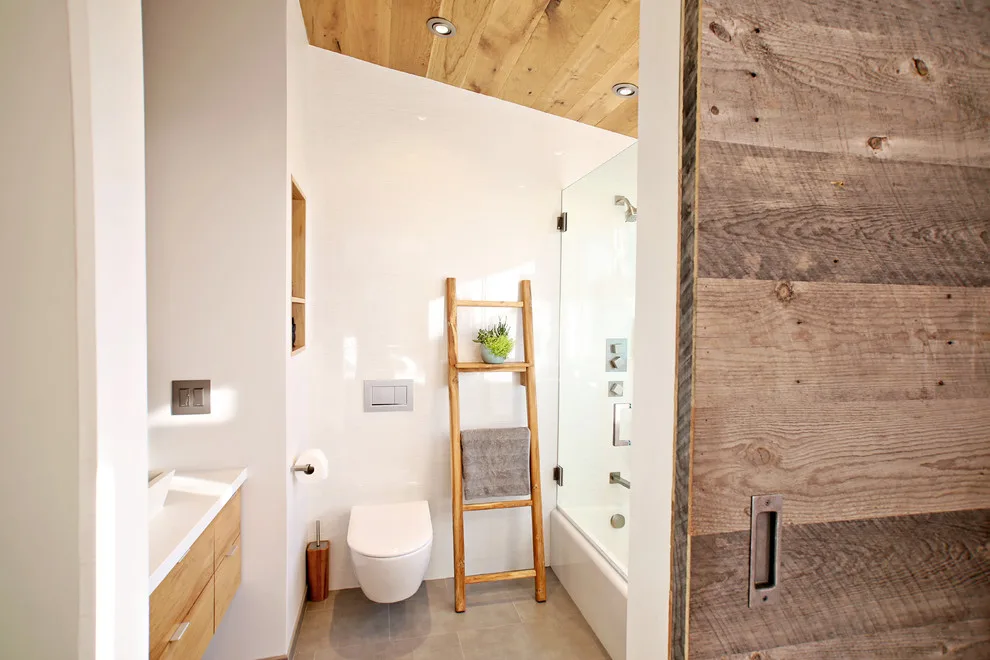 Seaside Bathroom by La Costa Cabinets & Design - Photo 3