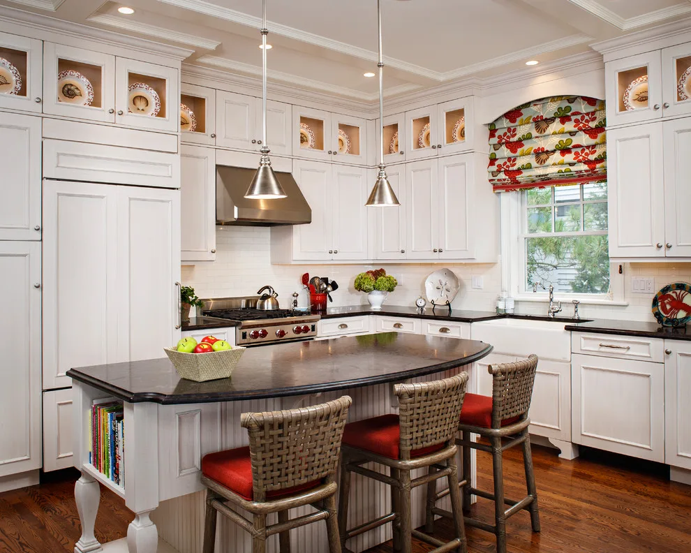 Coastal Cottage Kitchen, North Beach by Francie Milano Kitchens Inc. - Photo 3