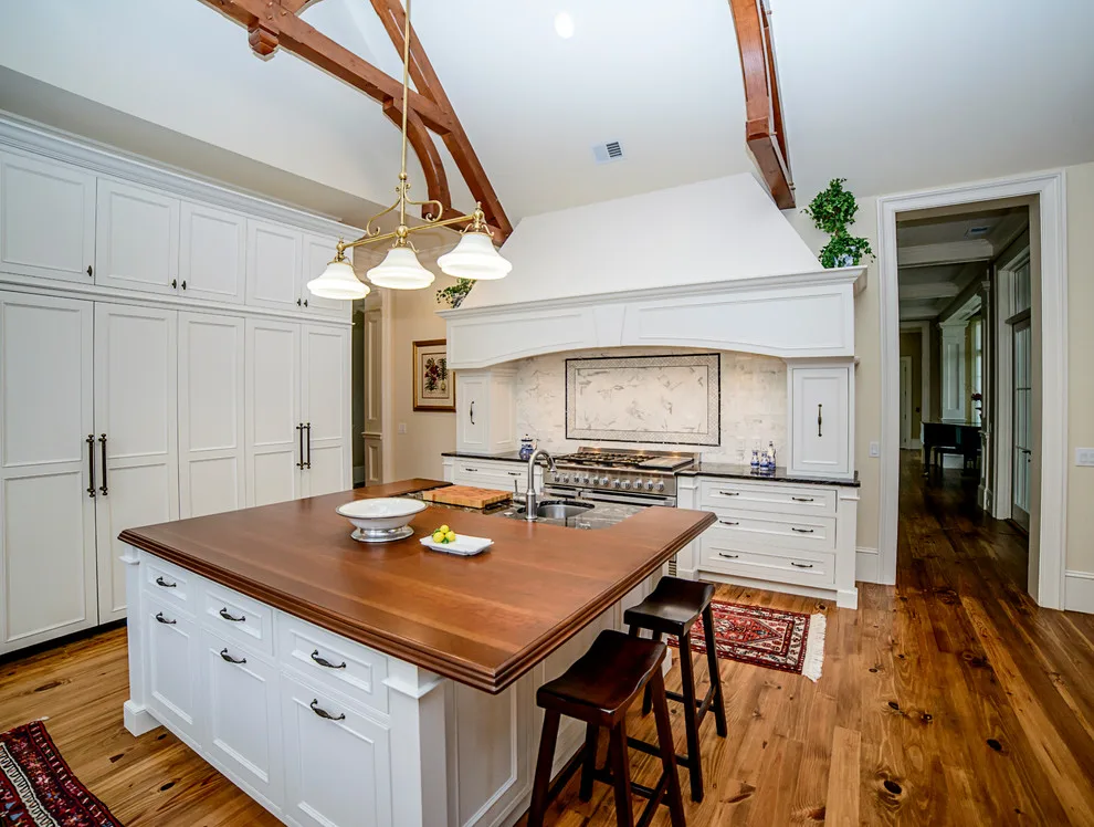 Colleton River Residence by StoneWorks, Inc. - Photo 17
