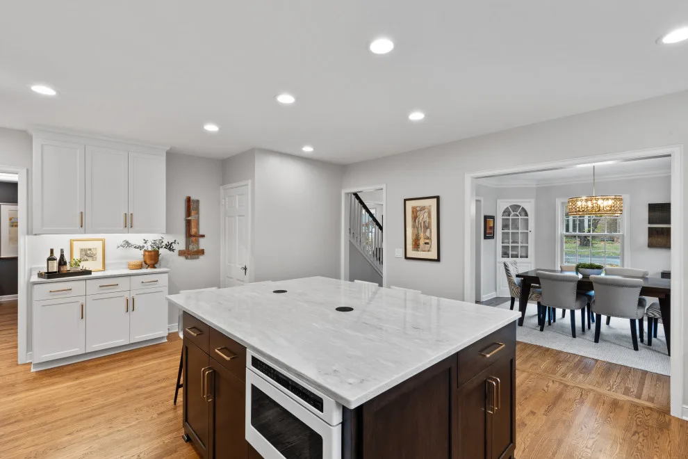 Colonial Makeover by Rebecca Ryan Design - Photo 7