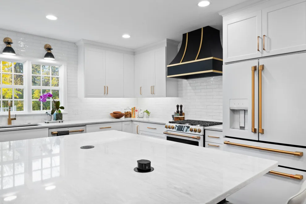 Colonial Makeover by Rebecca Ryan Design - Photo 13